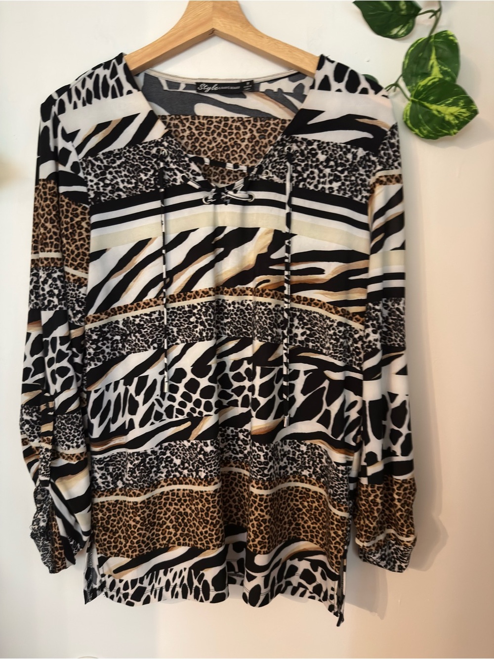 Style by Harvé Benard Animal Print Lace-Up Blouse Medium | Zebra Leopard Long